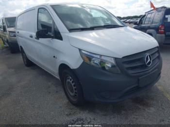  Salvage Mercedes-Benz Metris