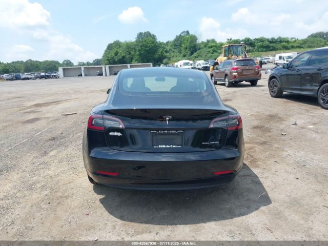 Tesla Model 3 Long Range Dual Motor All-wheel Drive Image 10