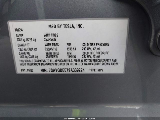 Tesla Model Y Long Range Dual Motor All-wheel Drive Image 11