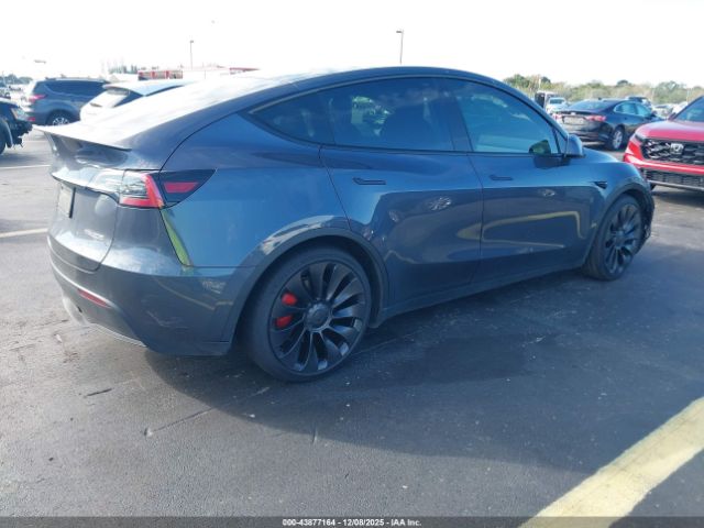 Tesla Model Y Performance Dual Motor All-wheel Drive Image 14