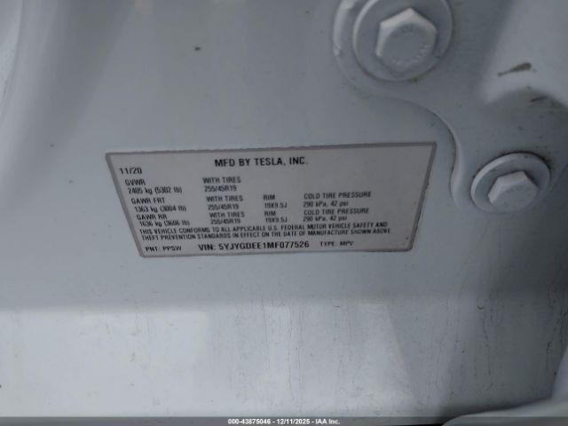 Tesla Model Y Long Range Dual Motor All-wheel Drive Image 9