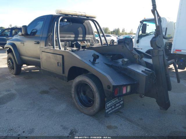 Dodge Ram 4500 Image 5