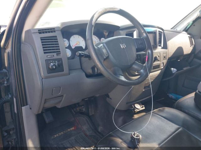 Dodge Ram 4500 Image 15