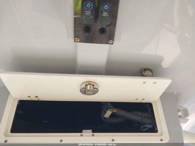 Sailfish 242 Image 12