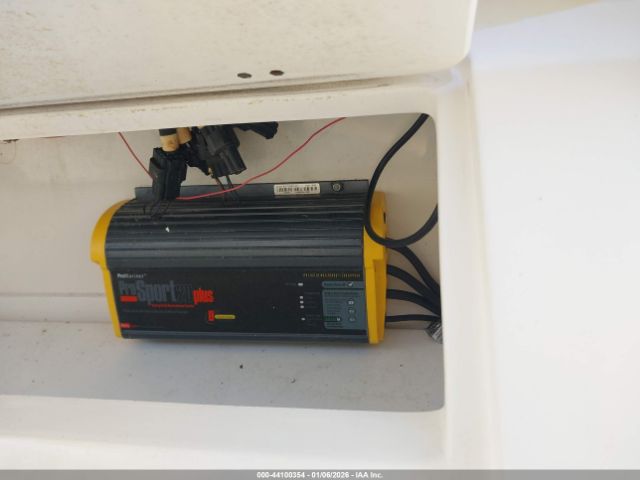 Sailfish 242 Image 13