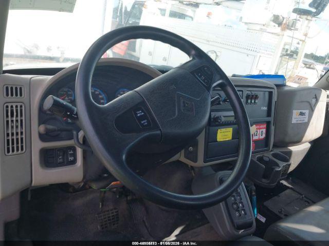 International 4000 4300 Image 3