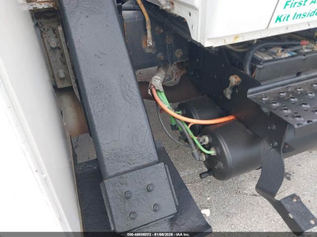 International 4000 4300 Image 12