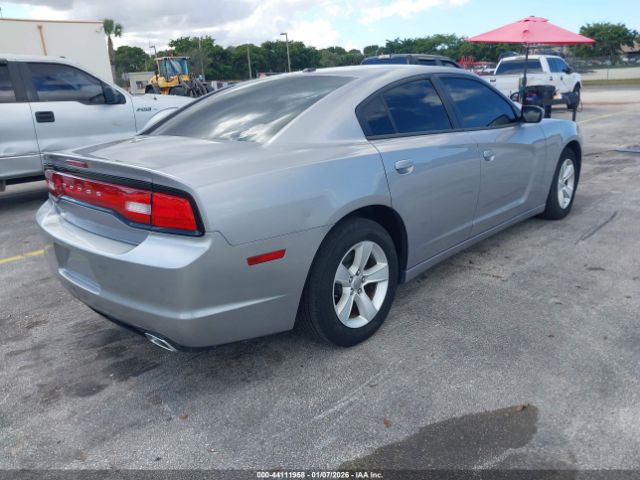 Dodge Charger Se Image 11