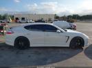 Porsche Panamera 4 Image 15