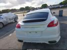 Porsche Panamera 4 Image 14