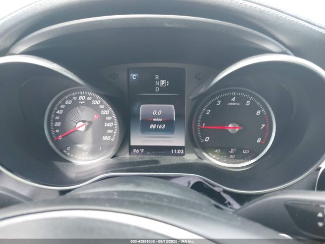 Mercedes-Benz C-Class Luxury 4matic Image 13