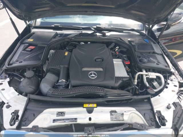 Mercedes-Benz C-Class Luxury 4matic Image 10