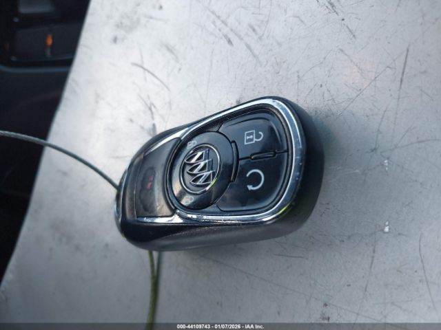 Buick Encore Sport Touring Image 3