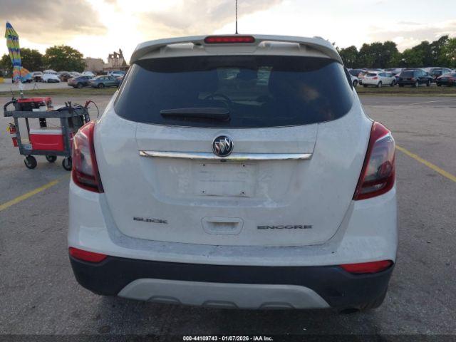 Buick Encore Sport Touring Image 9