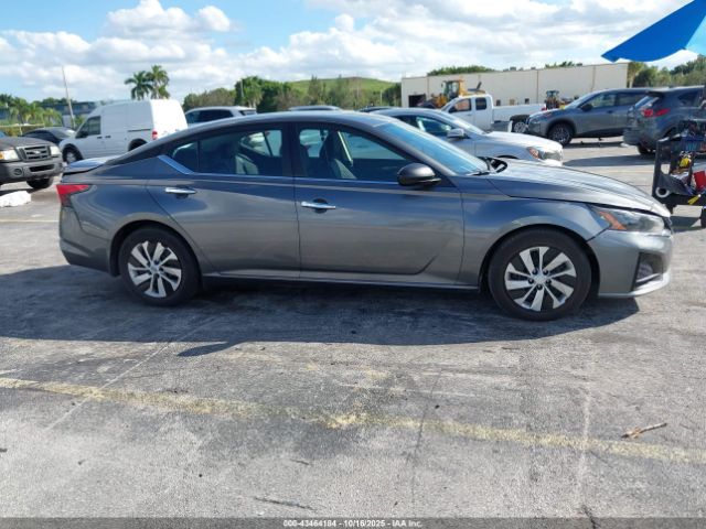 Nissan Altima S Fwd Image 12