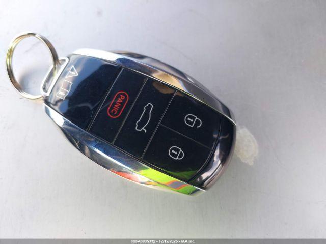 Bentley Flying Spur Image 15