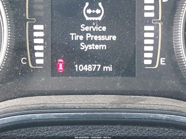 Jeep Cherokee Upland 4x4 Image 13