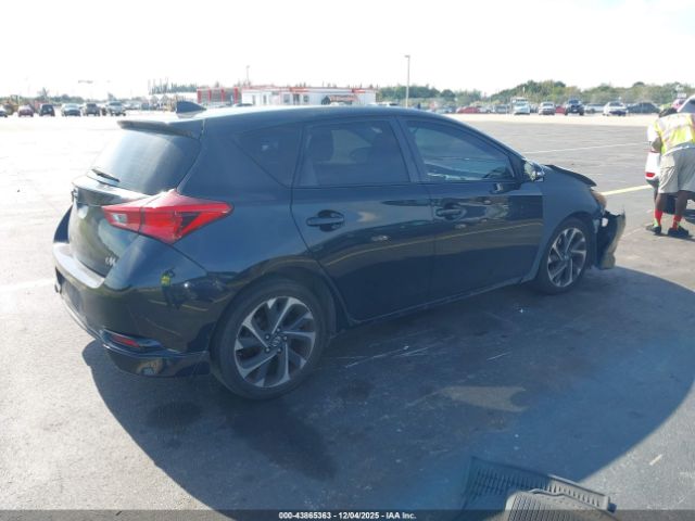 Scion iM Image 13