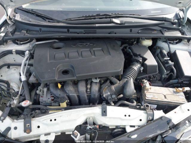 Toyota Corolla Le Image 6