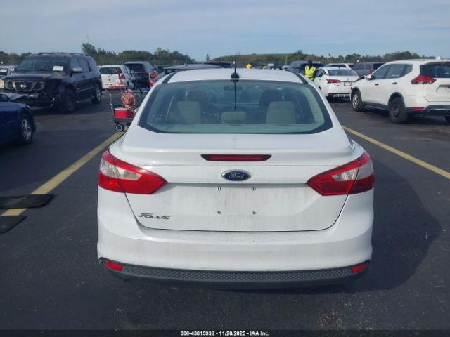 Ford Focus Se Image 13