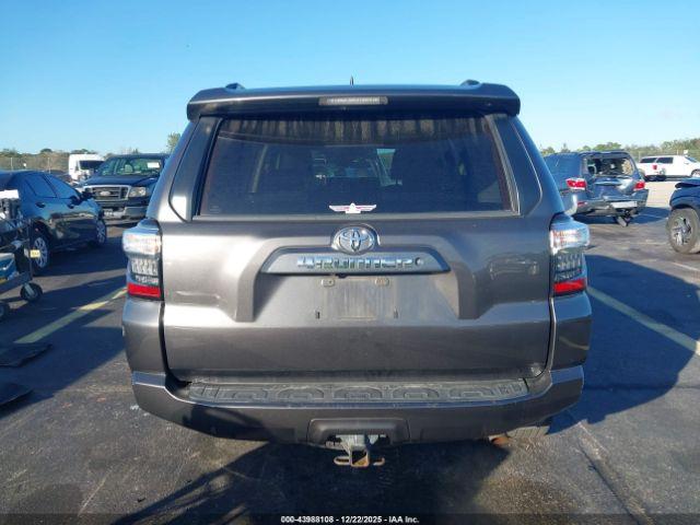 Toyota 4Runner Sr5 Premium Image 16