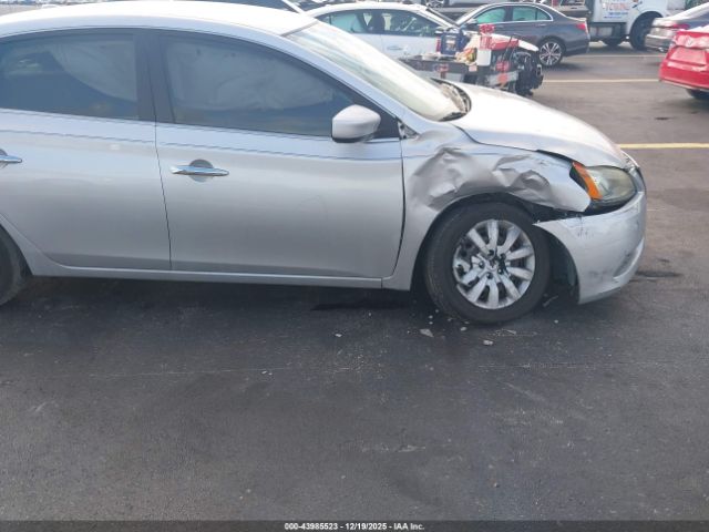 Nissan Sentra Image 12