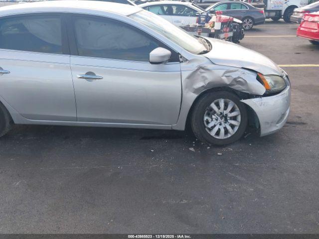 Nissan Sentra Image 12