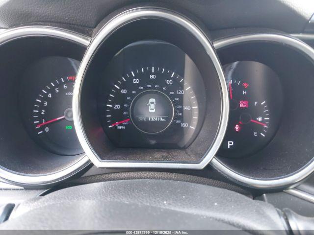 Kia Optima Lx Image 5