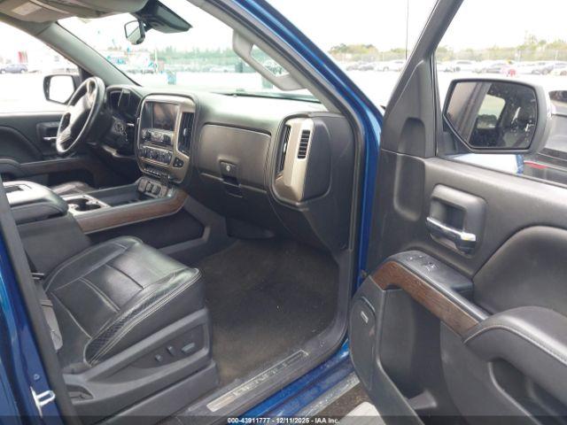 GMC Sierra 1500 Denali Image 4