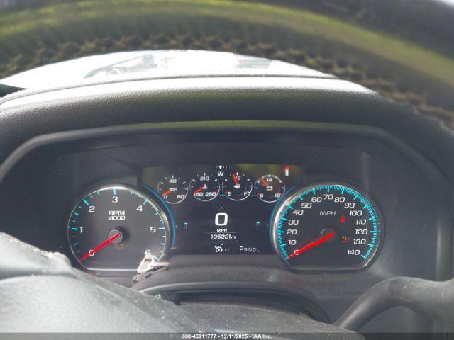 GMC Sierra 1500 Denali Image 7