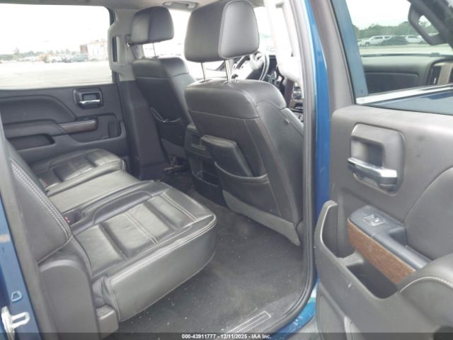 GMC Sierra 1500 Denali Image 16