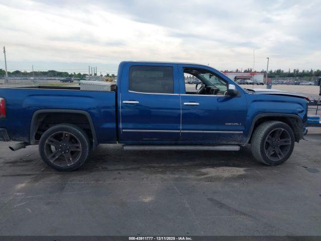 GMC Sierra 1500 Denali Image 13