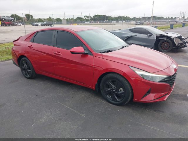 Hyundai ELANTRA Sel Image 1