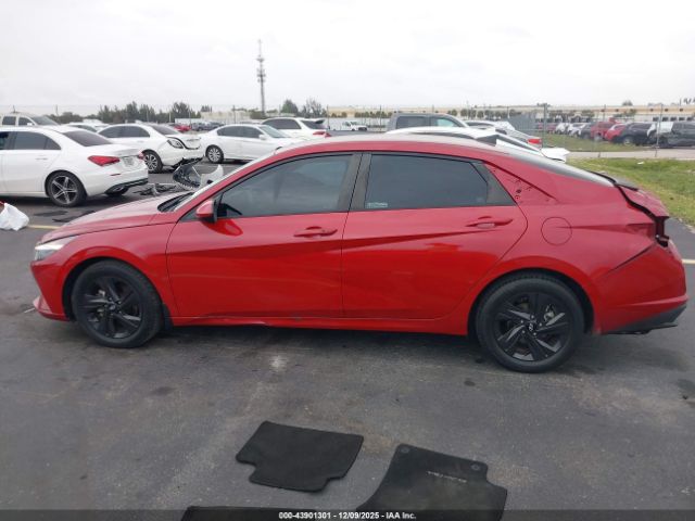 Hyundai ELANTRA Sel Image 9