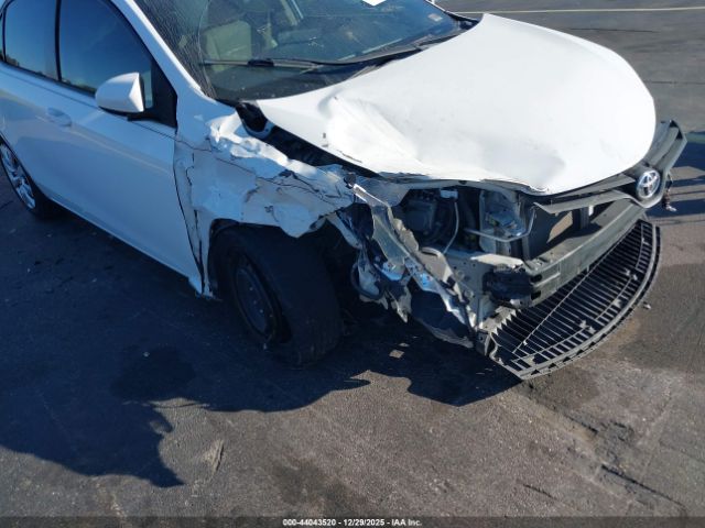 Toyota Corolla Le Image 8