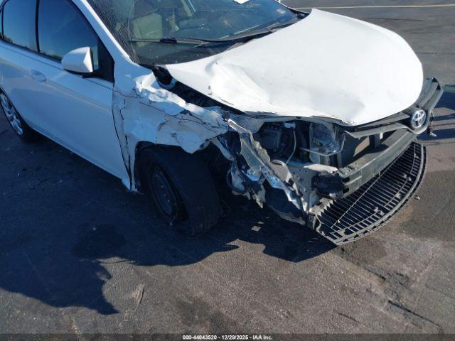 Toyota Corolla Le Image 8