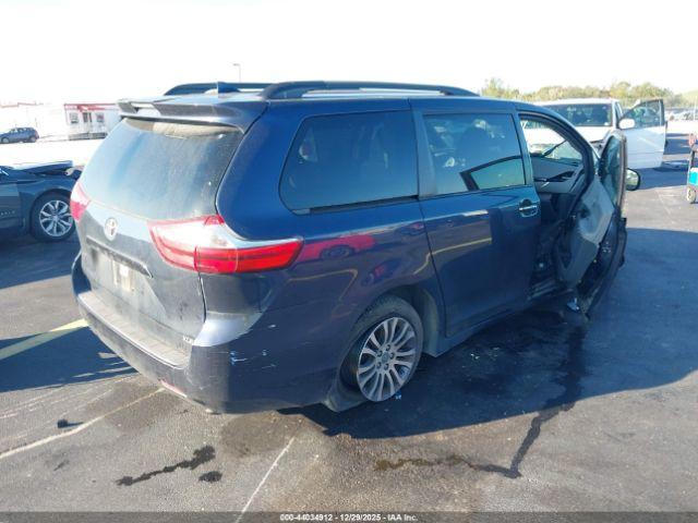 Toyota Sienna Xle 8 Passenger Image 16