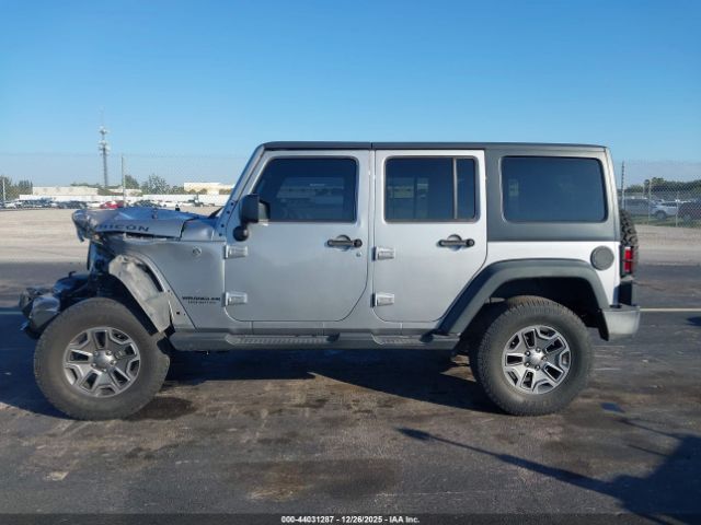 Jeep Wrangler Rubicon Image 16