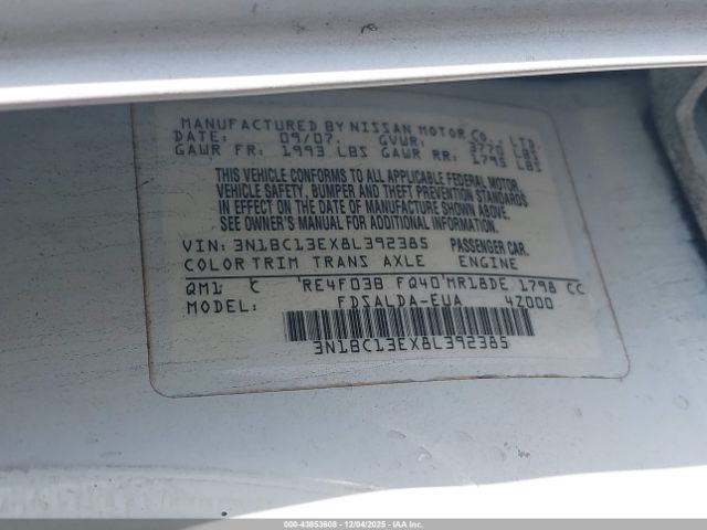 Nissan Versa 1.8s Image 9