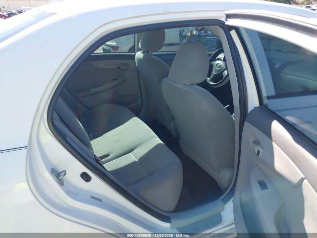 Toyota Corolla Le Image 3