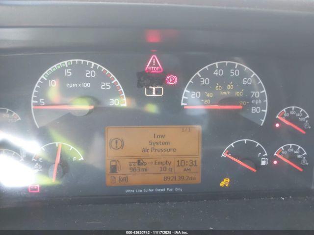 Volvo Vn Vnl Image 4