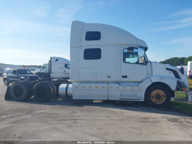 Volvo Vn Vnl Image 13