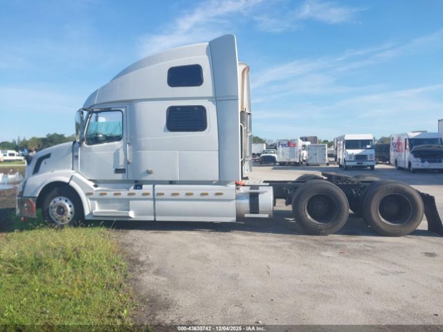 Volvo Vn Vnl Image 6