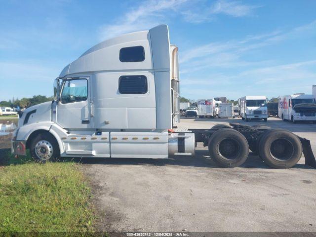 Volvo Vn Vnl Image 6