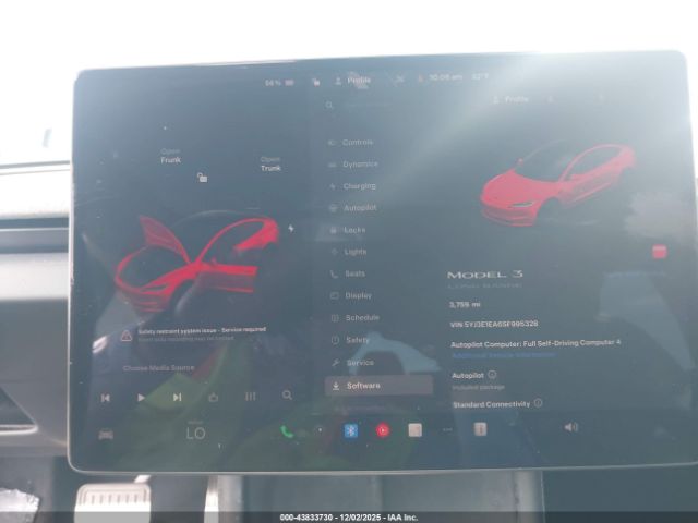 Tesla Model 3 Image 5