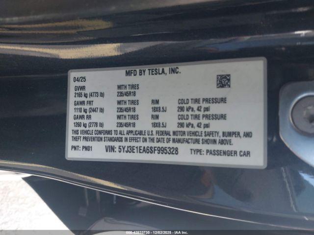 Tesla Model 3 Image 13