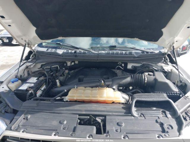 Ford F-150 Lariat Image 2