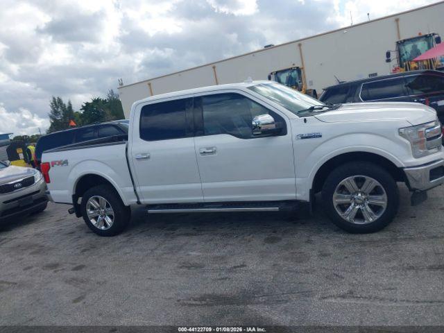 Ford F-150 Lariat Image 14