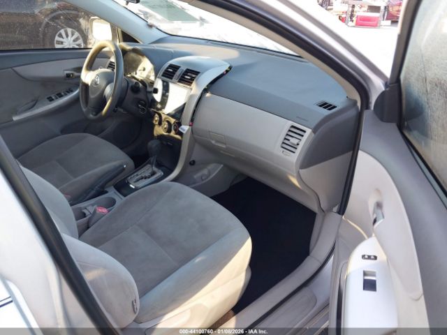 Toyota Corolla Le Image 4