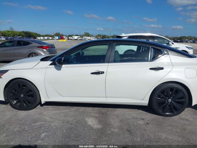 Nissan Altima Sr Fwd Image 15